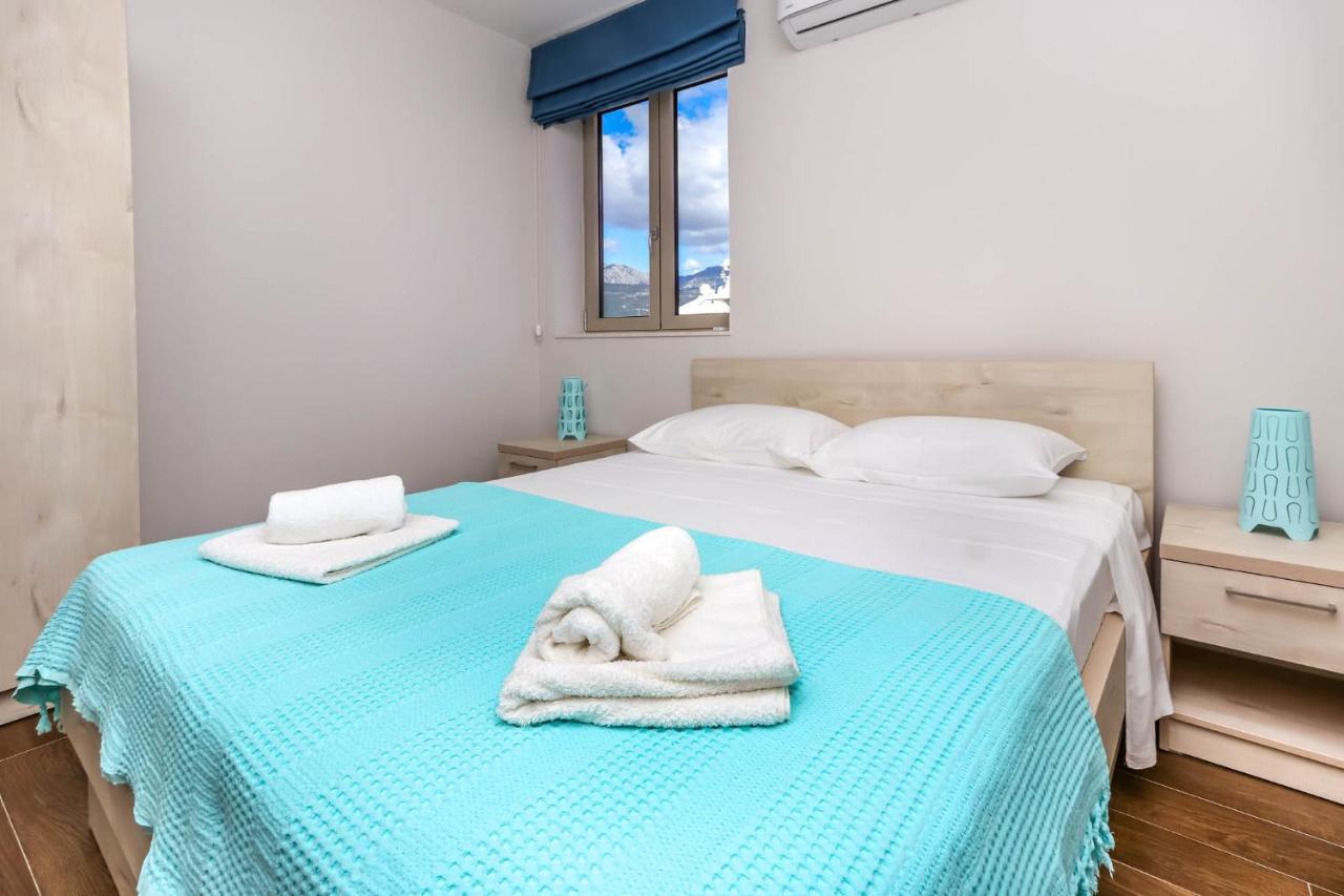 Timea Apartment Τίβατ Εξωτερικό φωτογραφία