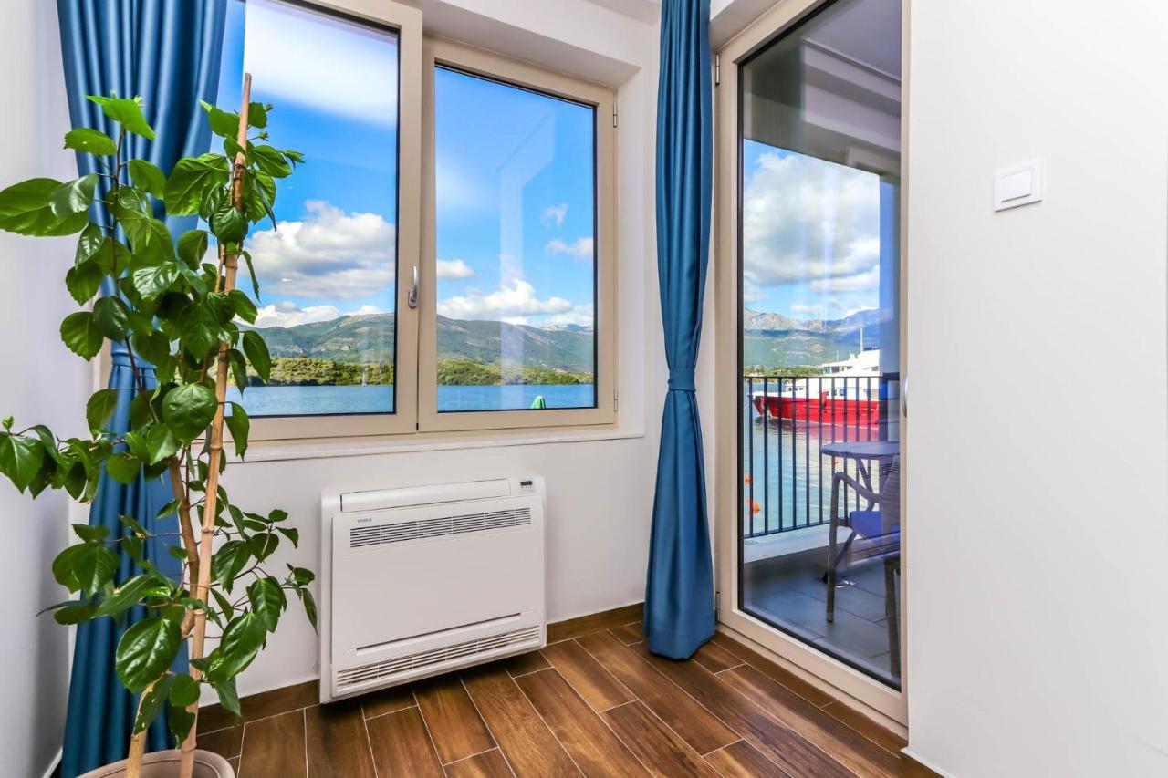 Timea Apartment Τίβατ Εξωτερικό φωτογραφία