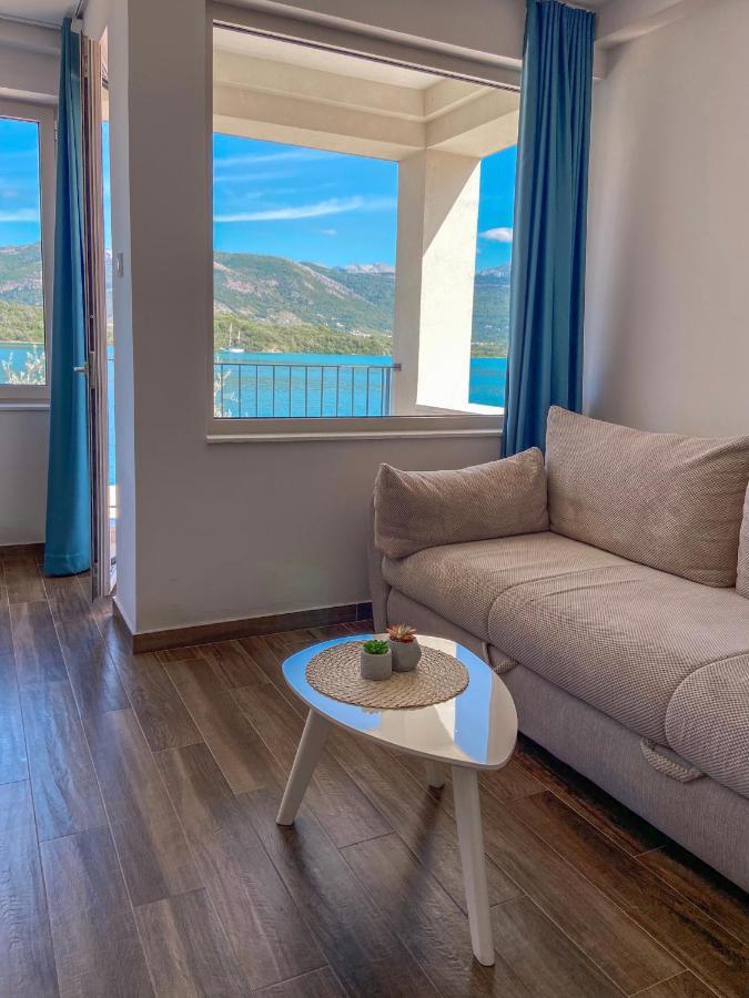 Timea Apartment Τίβατ Εξωτερικό φωτογραφία